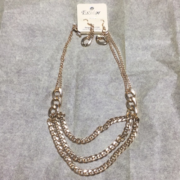 Polished Chain Layered Necklace Set - Picture 2 of 6